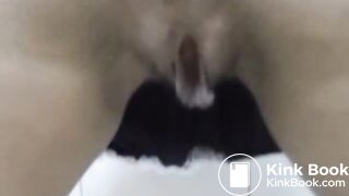 salma shitting on pizza