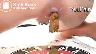 Hot Girl Takes A Big Shit