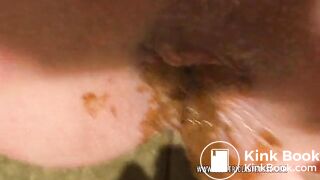 Sexy Closeup piss and shit