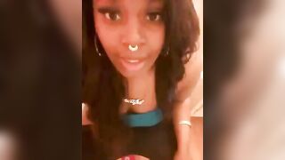 Pretty Ebony Shitting on Toilet