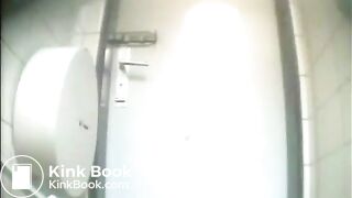 Voyeur Pooping