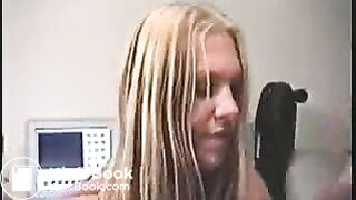 Taylor poops