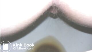 Wife takin a wet shit