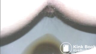 Wife takin a wet shit