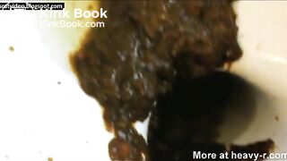 Teen Takes A Big Shit On Toilet