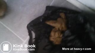 Chubby Black Girl Shitting