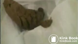 Sweetie enjoys pooping flv