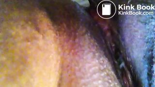 Amateur taking a shit