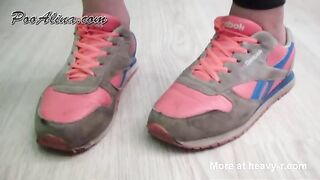 Sporty Teen Girl With Powerful Shit