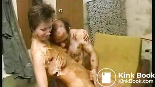 Hot mature smeared all over_02