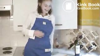 Scat - Ness & Lucy - Lucy shitting enema with whinempg