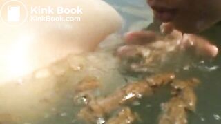 brown_bath