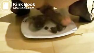 Big Dildo In The Asshole Makes Girl Shit