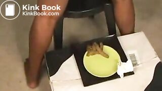 Negress pround to poop in front of cam