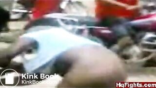 Negresses fighting in Nigeria