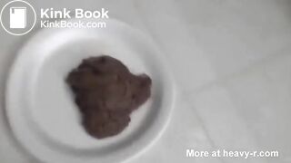 Cute girl takes a nasty dump, great sounds