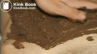 Donna 01 - Shit eater girls only