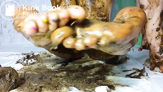 AnnaMy feet receive portion of shit 2 720mp4