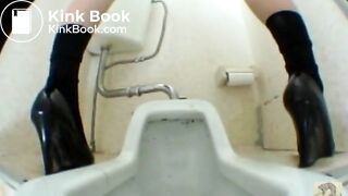 toilet 1