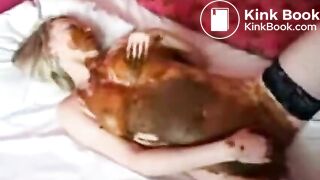 HUSBAND SHITS WIFE CUMS