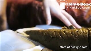 rachelle drop a monster turd