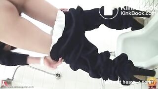 Spying On A Pooping Girl