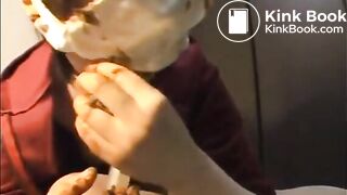 Japanese Girlie Shits Her Panties