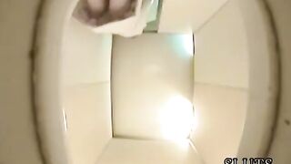 Japanese Girl Pooping