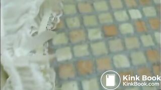 Schoolgirl wetting 2