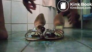 girl poo in the shoes