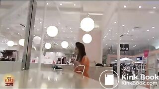 はみだしうんこ　デパート編 - Japan Scat