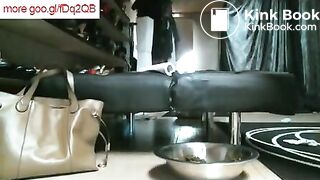 Beautiful 19yo girl scat