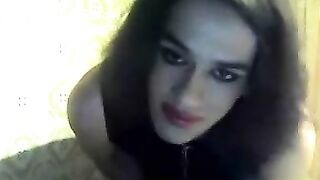 Naissa Scat Play