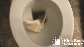 Crush Goddess Beatrice Does Scat