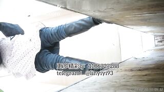 The girl excreted profusely in the toilet 88