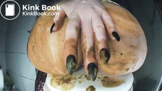 Hot scat pussy playing