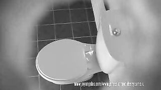 Big pooping blonde caught on spycam