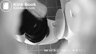 Big pooping blonde caught on spycam