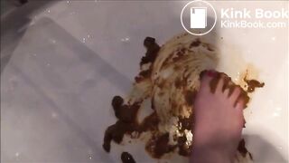Girl shit and piss in the shower and put her feet on it