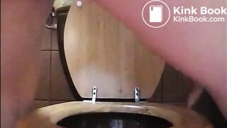 Hot ass babe shitting in the toilet