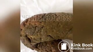 Henna's big poop