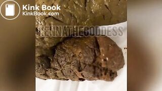 Henna's big poop