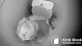 Blonde's toilet blocker