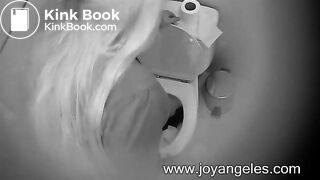 Blonde's toilet blocker