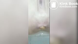 niñata jevi cagando 2