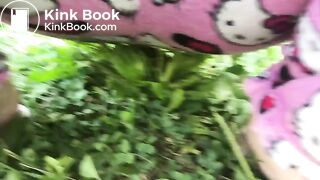 Urgent outdoor poop