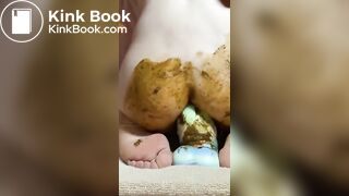 Hottie - huge dildo quiet scat play!