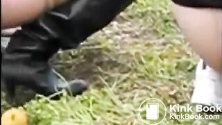 Four girls pissing and shitting in the park