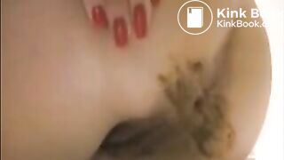 Dirty ass milf farting with shit