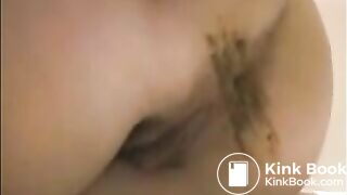 Dirty ass milf farting with shit